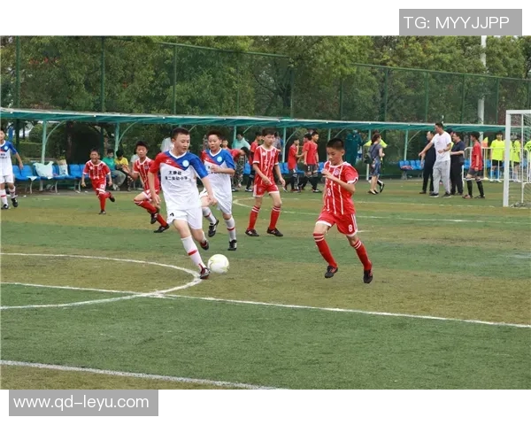 尤文图斯与城市足球集团关注休斯顿年轻中场布鲁克林瑞恩斯的转会动态 尤文图斯与城市足球集团关注休斯顿年轻中场布鲁克林瑞恩斯的转会动态