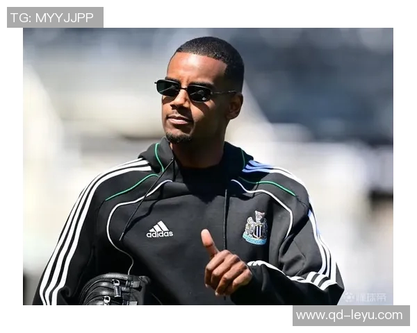 纽卡斯尔签约15岁天才中卫交易金额达375万镑加奖金 纽卡斯尔签约15岁天才中卫交易金额达375万镑加奖金